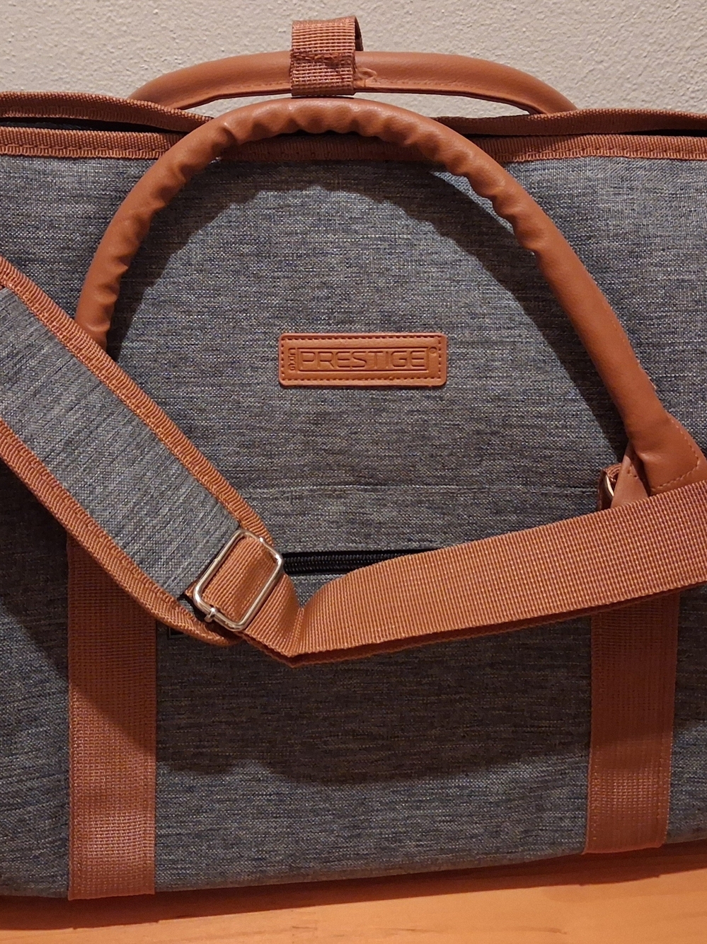 Prestige Convertible Garment Duffel Bag